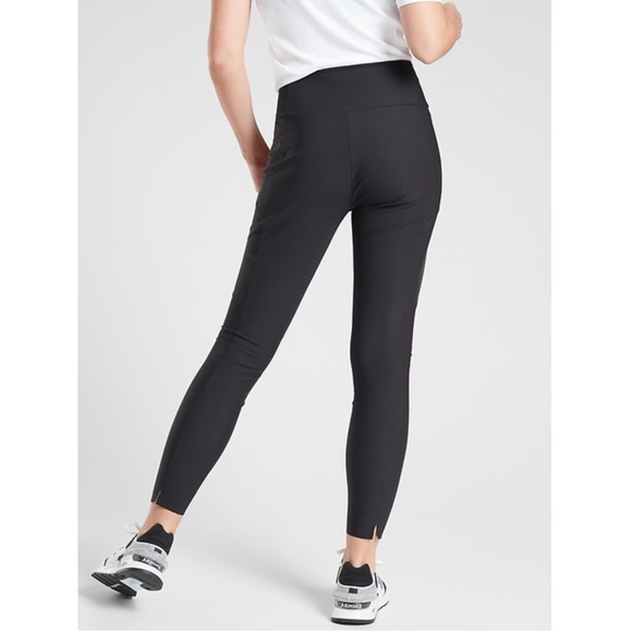NWT Athleta Stellar City Cargo Tight Black - Picture 2 of 4